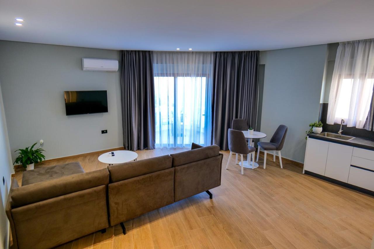 Apartmanhotel Sky Way Skk Luxury Saranda