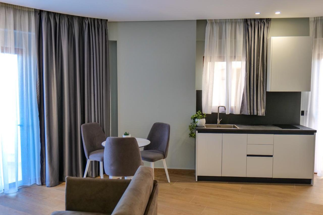 Sky Way Skk Luxury Apartmanhotel
