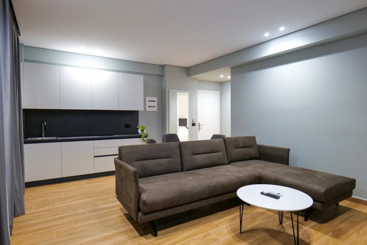Sky Way Skk Luxury Apartmanhotel *