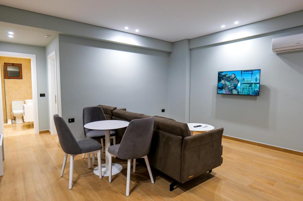 Aparthotel Sky Way Skk Luxury Sarandë
