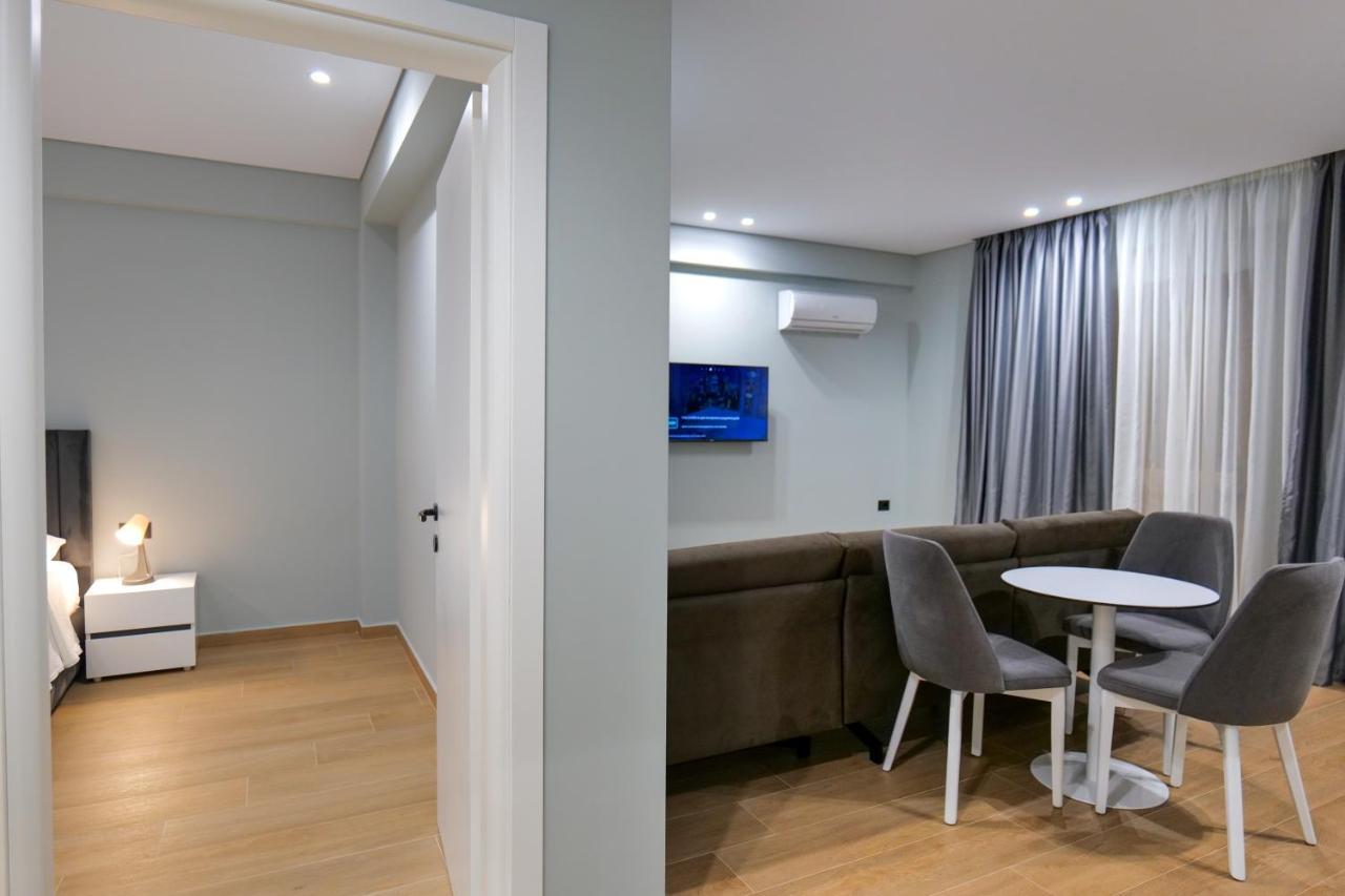 Aparthotel Sky Way Skk Luxury Sarandë